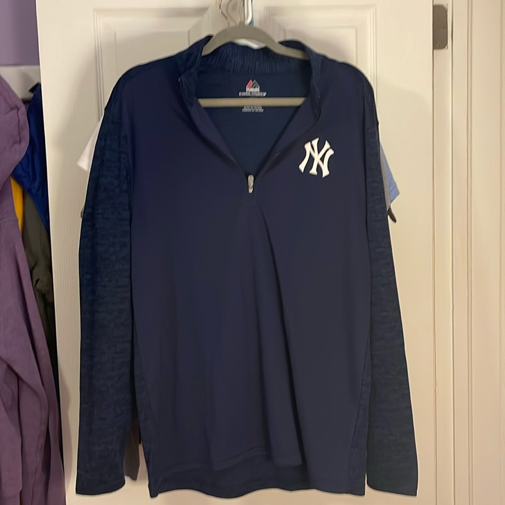 Yankees 1/4 zip pullover